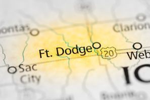 Prenájom auta Fort Dodge, IA, USA